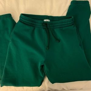 Aritzia TNA cozy perfect sweatpant IvyLeague green